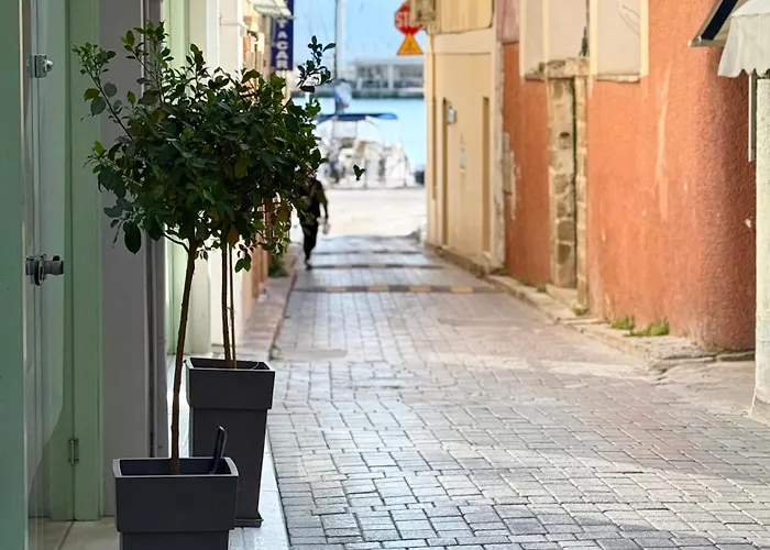 The Heart Of Aegina 1